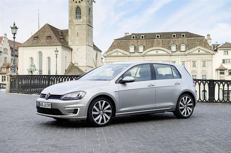 En juin 2015, la version hybride rechargeable de la Volkswagen Golf GTE a représenté 1 vente sur 13 du modèle en France