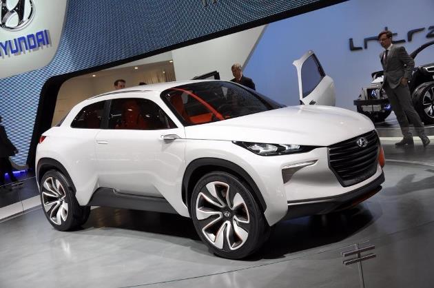 Hyundai Intrado : présenté en mars 2014 au salon de Genève, le crossover à hydrogène pourrait préfigurer le remplaçant du ix35 FCEV