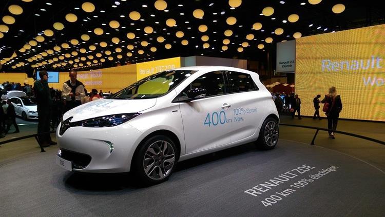 Commercialisée le 1er octobre, la version « Z.E. 40 » de Renault ZOE offre une autonomie réelle de 300 km sur une seule charge