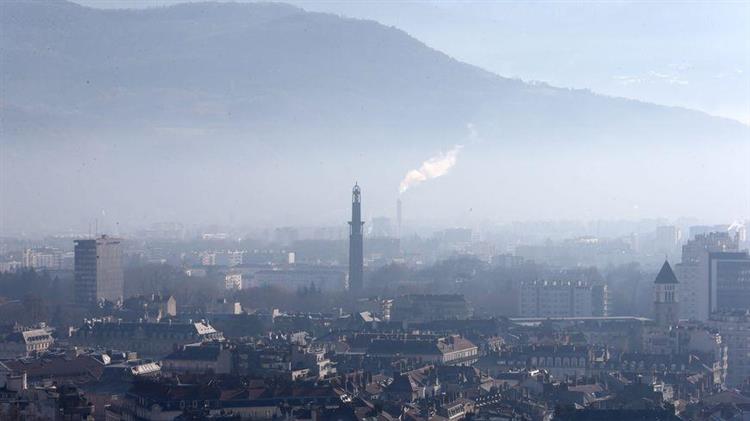 La métropole grenobloise entre ce mardi 13 décembre dans son 9e jour consécutif de pollution de l’air aux particules fines