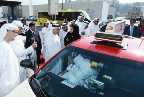 D’ici à 2021, Dubaï veut faire croître sa flotte de taxis et la convertir à la motorisation hybride essence-électrique (crédits : RTA)