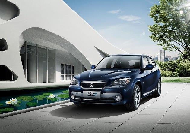 Le SUV BMW Brilliance est un modèle 100 % électrique qui répond – en partie – à l’ambitieux plan chinois en faveur des véhicules électriques et hybrides rechargeables (500 000 véhicules en circulation d’ici 2015)