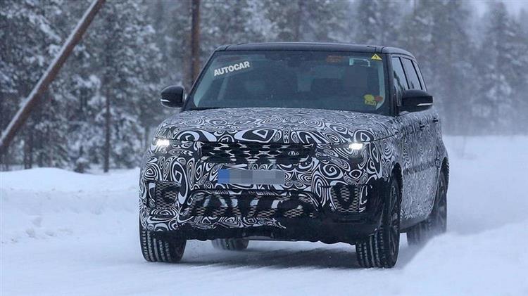 Premier modèle hybride rechargeable du groupe Jaguar Land Rover, le Range Rover sera commercialisé en 2018 et sera suivi par le Jaguar I-Pace à motorisation électrique (crédits : Autocar)