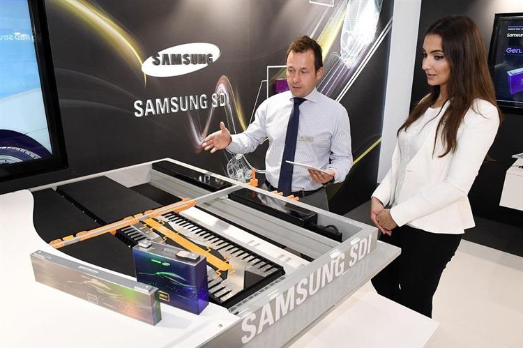 Avec sa batterie Lithium-Ion modulaire offrant aux constructeurs une autonomie à la carte, Samsung veut conserver son leadership sur le marché des piles pour véhicules électriques