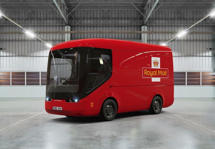 Après avoir commandé une centaine de Peugeot Partner Electric, la poste britannique teste un camion électrique pour livrer les colis sur Londres