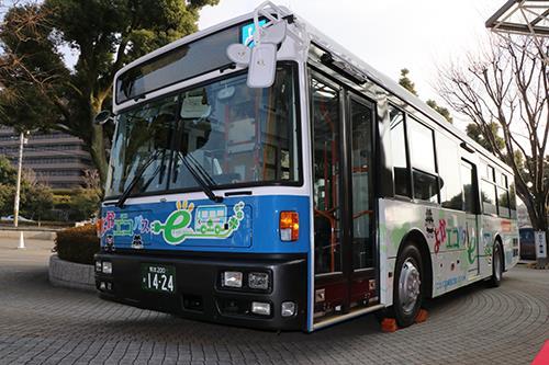 Pour réduire les coûts de développement d’un bus électrique, une université japonaise adopte la technologie intégrée sur la nouvelle Nissan LEAF