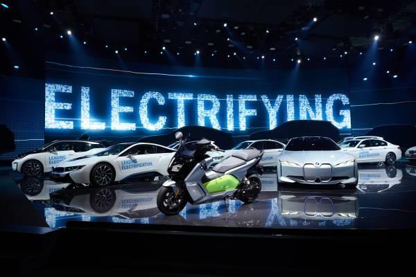 Le groupe BMW a vendu plus de 250 000 véhicules électriques et hybrides rechargeables dans le monde