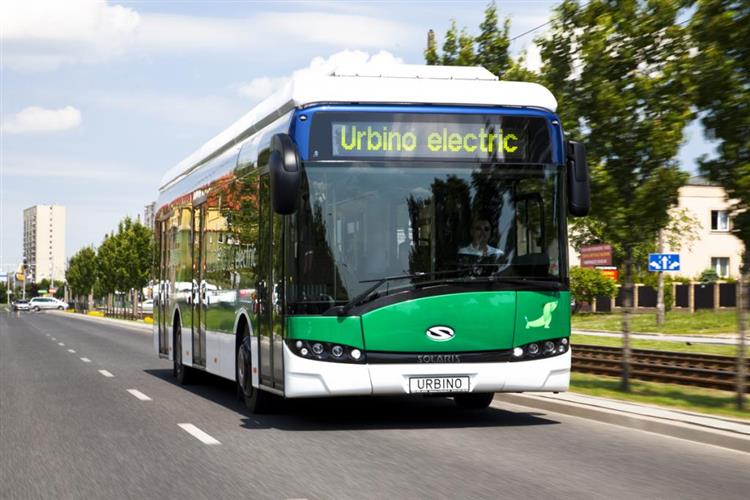 Le constructeur ferroviaire espagnol a racheté le groupe polonais Solaris spécialisé dans les bus urbains