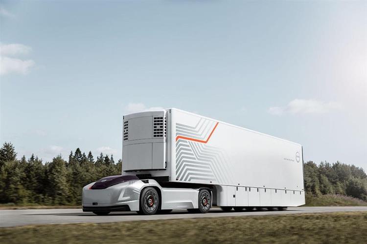 Pour assurer des rotations courtes et répétitives, Volvo a développé un concept de camion électrique et autonome