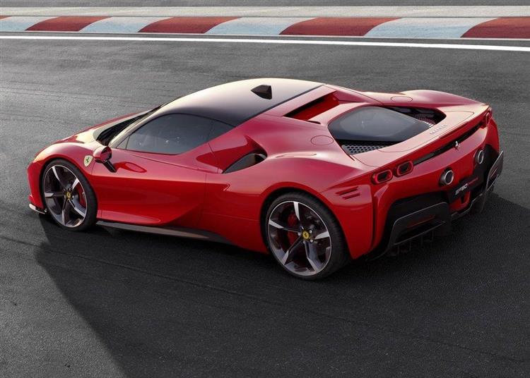 Selon le PDG de Ferrari, la première électrique au cheval cabré ne sera pas commercialisée avant 2025