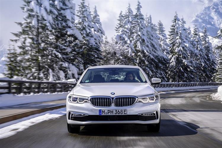À l’occasion du restylage de la BMW Série 5, la version hybride rechargeable bénéficiera d’une version plus puissante dont l’autonomie électrique sera portée à 60 km