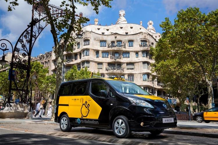 Nissan e-NV200 : converti en taxi, le second modèle 100 % électrique du constructeur circule déjà dans les rues de Barcelone