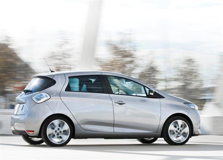 Renault ZOE : la citadine reste en tête des ventes de voitures électriques en France