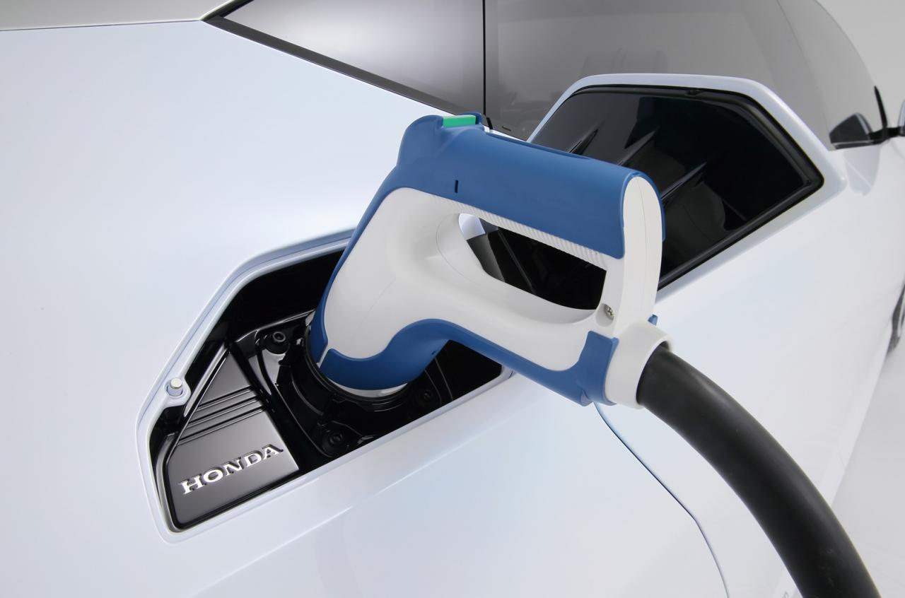 Honda FCV voiture électrique à hydrogène