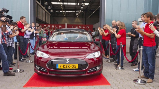 Usine Tesla Motors à Tilburg