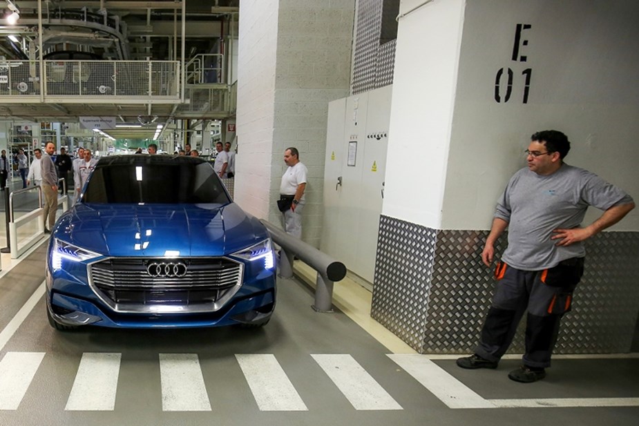 Les livraisons du SUV électrique Audi e-tron Quattro démarreront à l'automne 2018