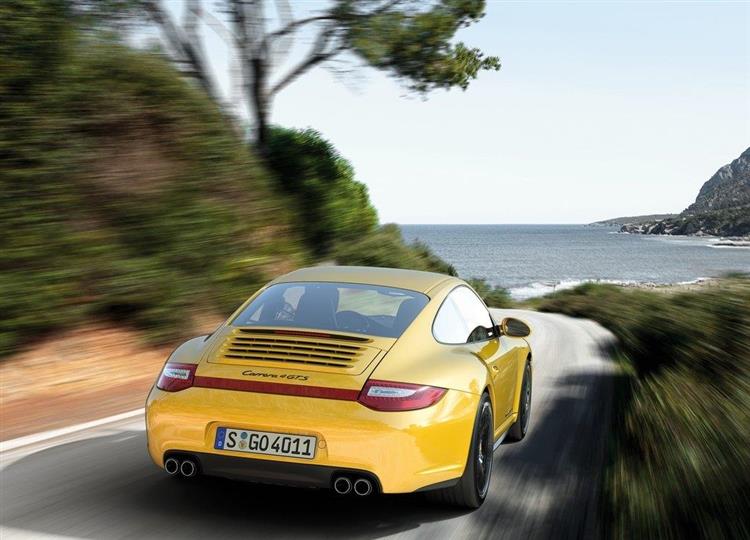 La future Porsche 911 hybride rechargeable pourrait reposer sur la version Carrera 4
