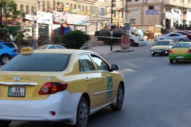 A Amman, 400 taxis essence seront remplacés par des modèles hybrides et électriques