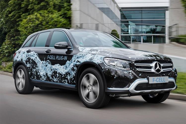 Contrairement à la déclinaison 100 % électrique attendue pour 2019, la version à hydrogène reposera sur l’actuelle génération du Mercedes GLC