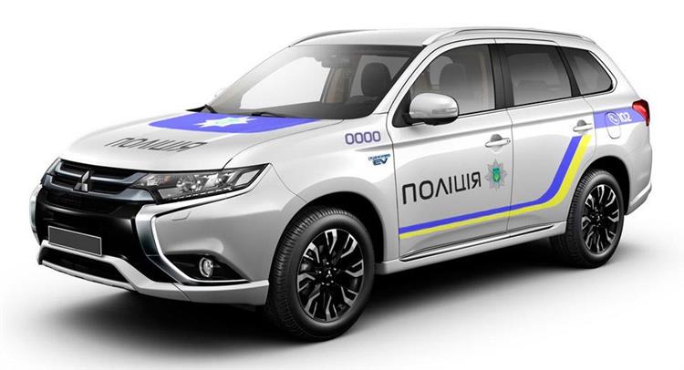 La Natspolitsiya va remplacer une partie de ses vieillissantes UAZ et AvtoVAZ de construction russe par des Mitsubishi Outlander hybrides rechargeables