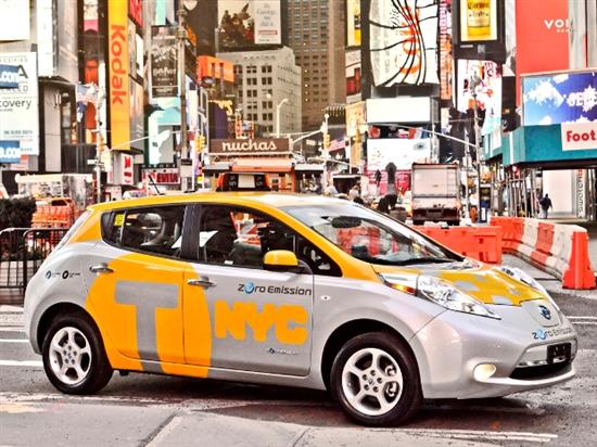 A New York, 6 Nissan LEAF ont intégré la flotte de taxis électriques de la ville dans le cadre d’une expérimentation menée par le constructeur
