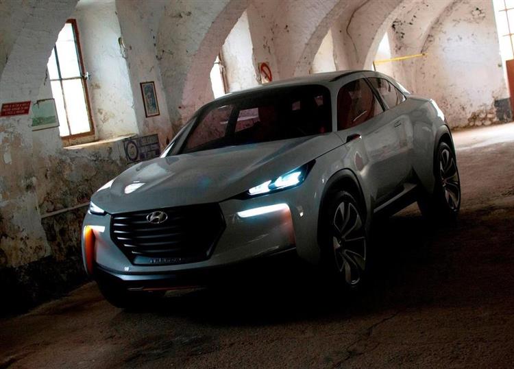 Présenté il y a 3 ans au salon de Genève, le concept Intrado pourrait préfigurer la prochaine génération de modèles à hydrogène de Hyundai