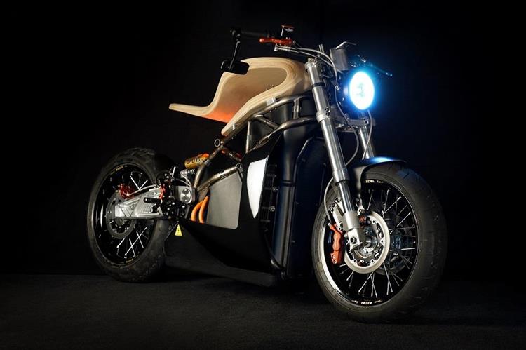 Imaginé par le français Essence Motorcycles, le concept E-Raw veut convertir les adeptes de la moto à la propulsion électrique