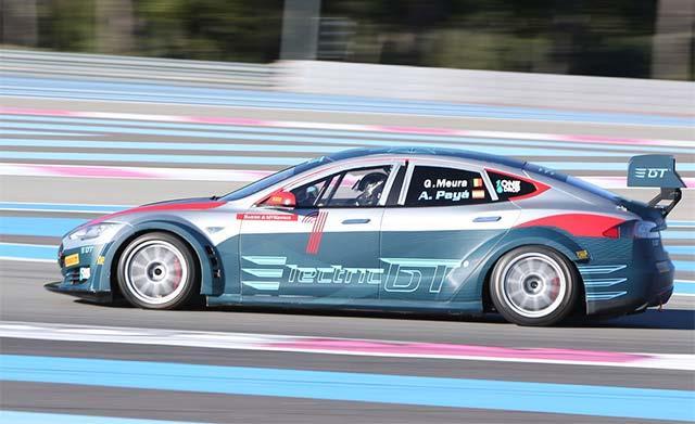Pour sa première course, le championnat Electric GT verra s’affronter 10 Tesla Model S sur le circuit Paul Ricard