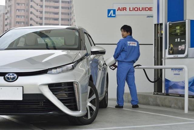Au Japon, 11 entreprises des secteurs automobile, énergétique et financier ont conclu un protocole d’accord pour favoriser l’installation de stations d’hydrogène