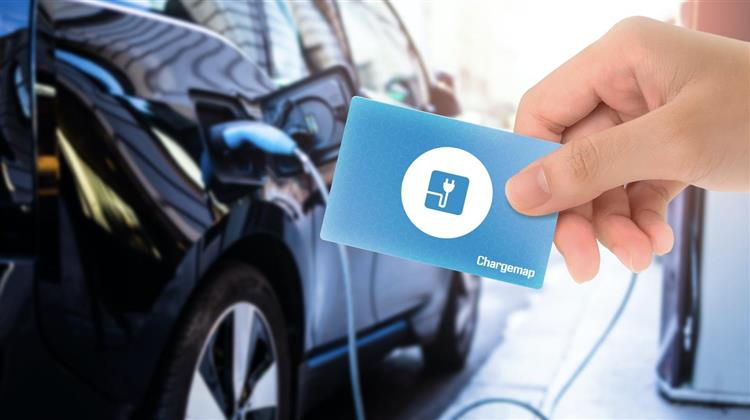 Carte d’accès aux bornes de recharge pour véhicules électriques, le ChargeMap Pass assure l’interopérabilité entre les différents réseaux de charge publique