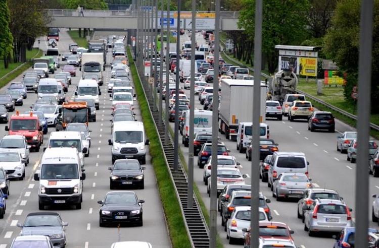 Après Hambourg et Stuttgart, la ville de Munich envisage d’interdire quelque 170 000 véhicules diesel de son centre pour réduire la pollution atmosphérique