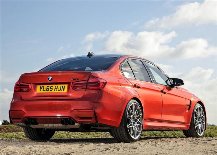 Après sa gamme conventionnelle, BMW souhaite convertir à l’électrique ou à l’hybride rechargeable sa division hautes performances
