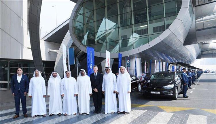 La capitale de l’émirat de Dubaï ambitionne de voir ses habitants réaliser 25 % de leurs trajets via des moyens de transport totalement autonomes en 2030