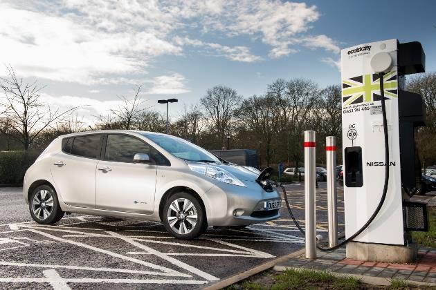D’ici la fin 2014, Nissan aura déployé 1 800 bornes de recharge rapide pour véhicules électriques en Europe