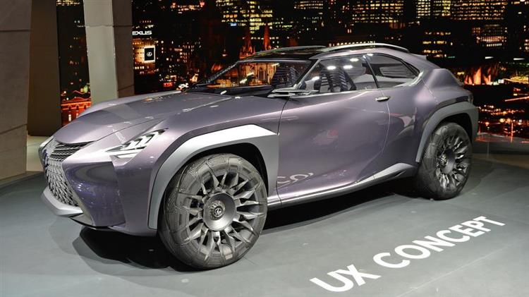 Dévoilé en 2016 au salon de Paris, le concept Lexus UX sera présenté dans sa version de série en mars prochain à Genève