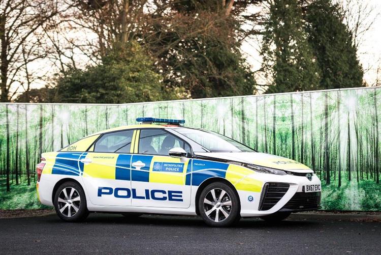 La Metropolitan Police de Londres fait l’acquisition de 11 Toyota Mirai dopées à l’hydrogène