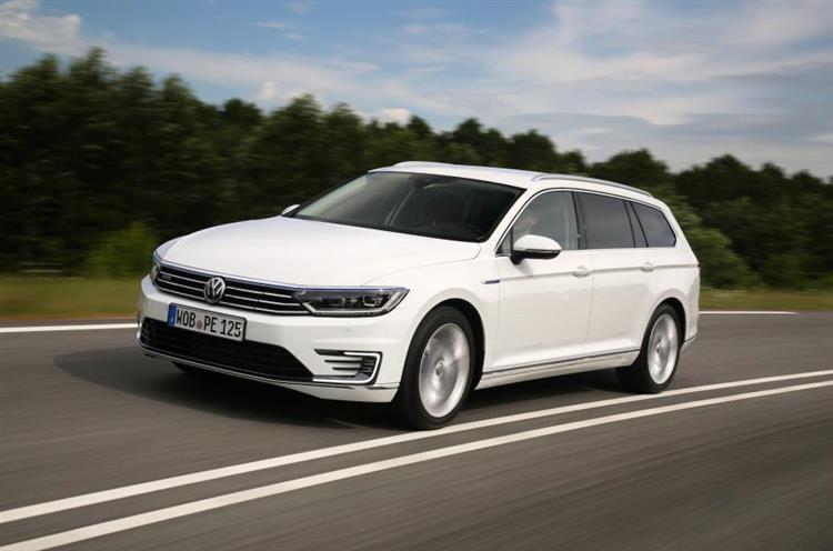 Outre-Manche, Volkswagen a fermé les carnets de commandes de ses modèles hybrides rechargeables. En France, seule la Golf GTE est concernée par cette mesure