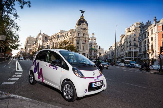Le groupe automobile français Peugeot Citroën va déployer 500 véhicules électriques en autopartage sur Paris au quatrième trimestre