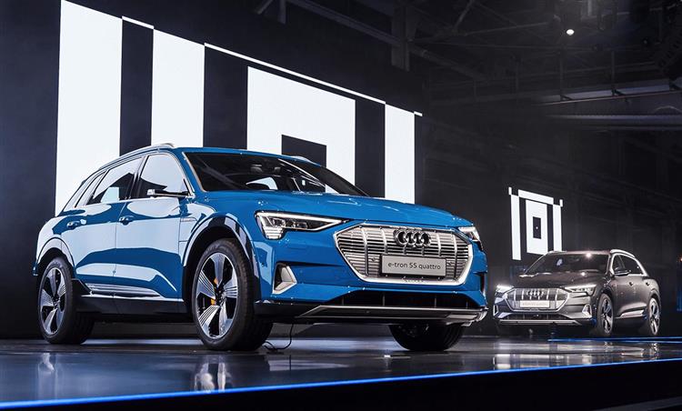 Avec sa batterie de 95 kWh, l’Audi e-tron offre une autonomie WLTP de 400 km sur une seule charge