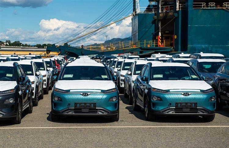 Premier petit crossover électrique du marché, le Hyundai Kona a déjà fait l’objet de 10 000 commandes en Europe