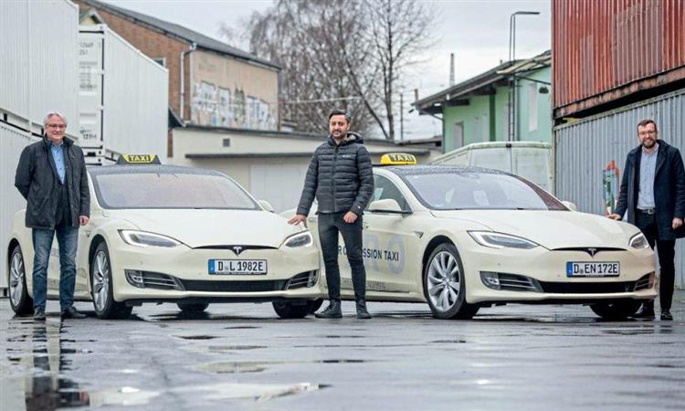 En Allemagne, Taxi Norman vient de passer commande de 50 Tesla Model 3 qui viendront rejoindre les premières Model S