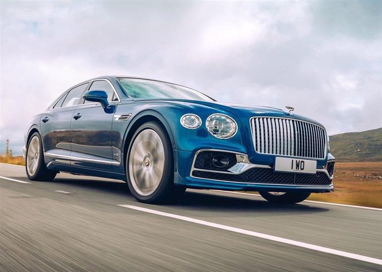 Commercialisée en 2024, la première Bentley électrique devrait offrir une autonomie d’environ 650 km