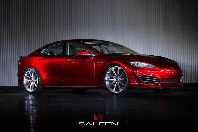 La puissance reste inchangée sur la Model S : le préparateur Saleen a planché sur les suspensions, le freinage, le refroidissement des batteries et l’aérodynamisme