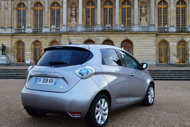 Renault ZOE : la voiture électrique la plus vendue en 2013 bénéficie d’un bonus « écologique » de 6 300 euros