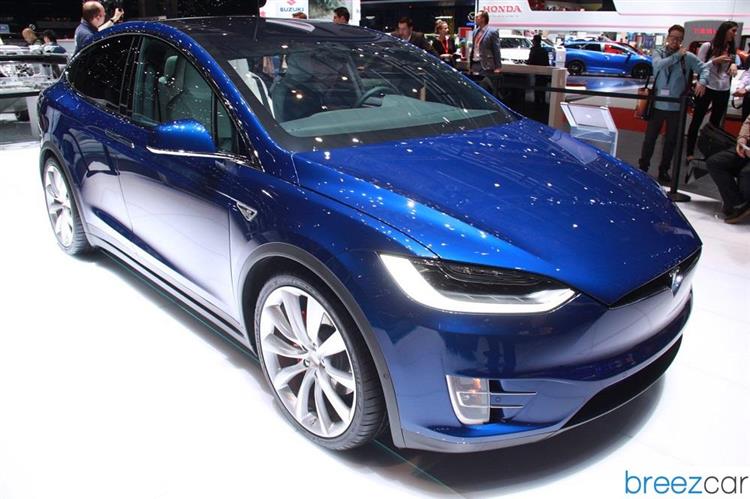 Tesla Model X - Véhicules electrique et hybride