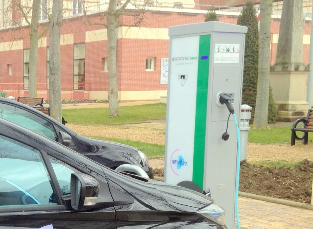 Bornes de recharge voitures électriques Aude