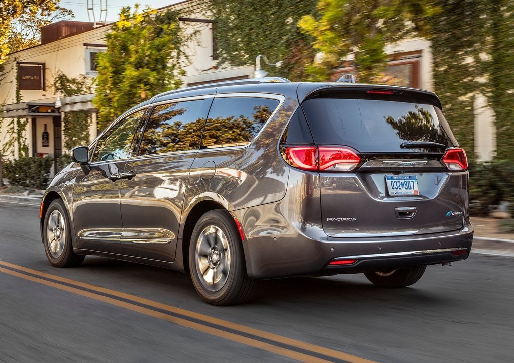 Chrysler Pacifica PHEV