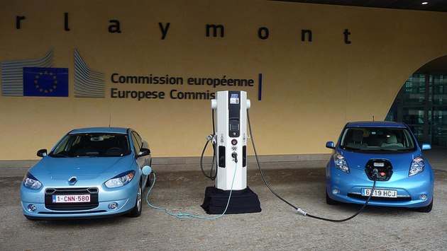 Combined Charging Station