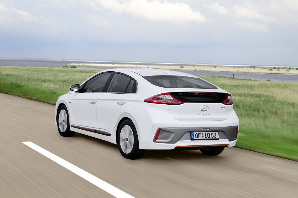 La Hyundai IONIQ électrique offrira une autonomie de 320 km courant 2018