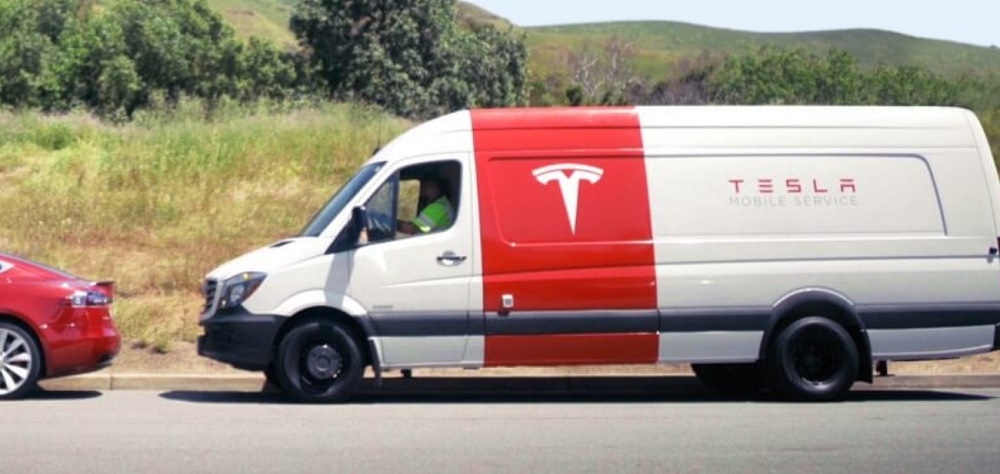 Tesla Service Mobile